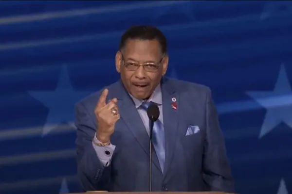 Claude Cummings Speaks at Democratic National Convention