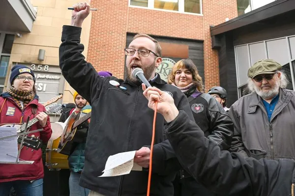 PPG Strikers Return to Work