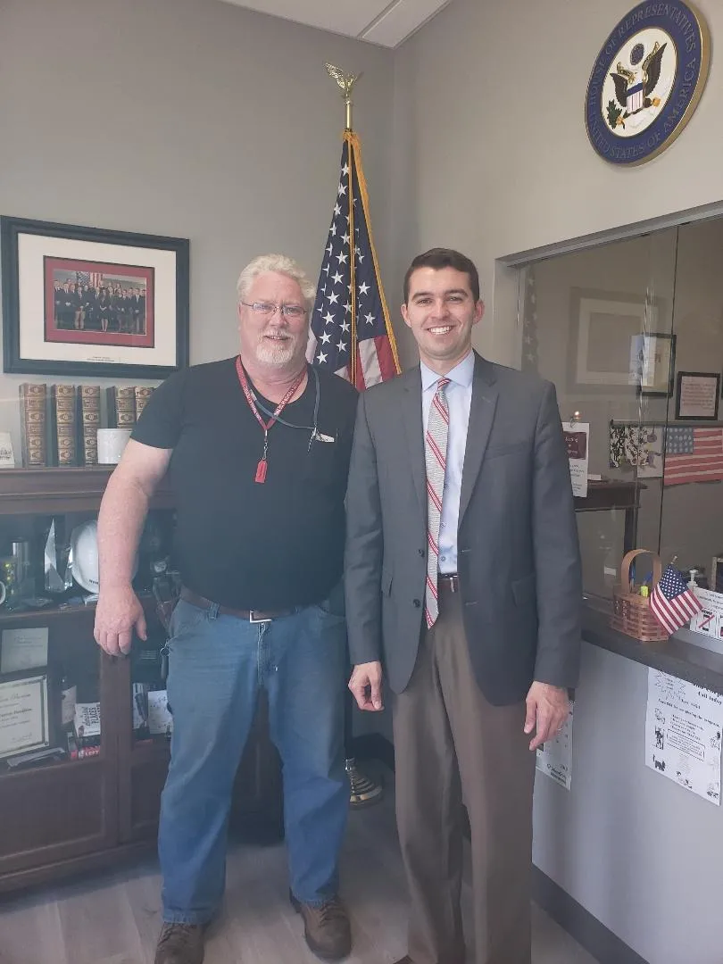 local_4326_pres_harold_foster_met_on_4-15_with_rep._davidsons_office.jpg